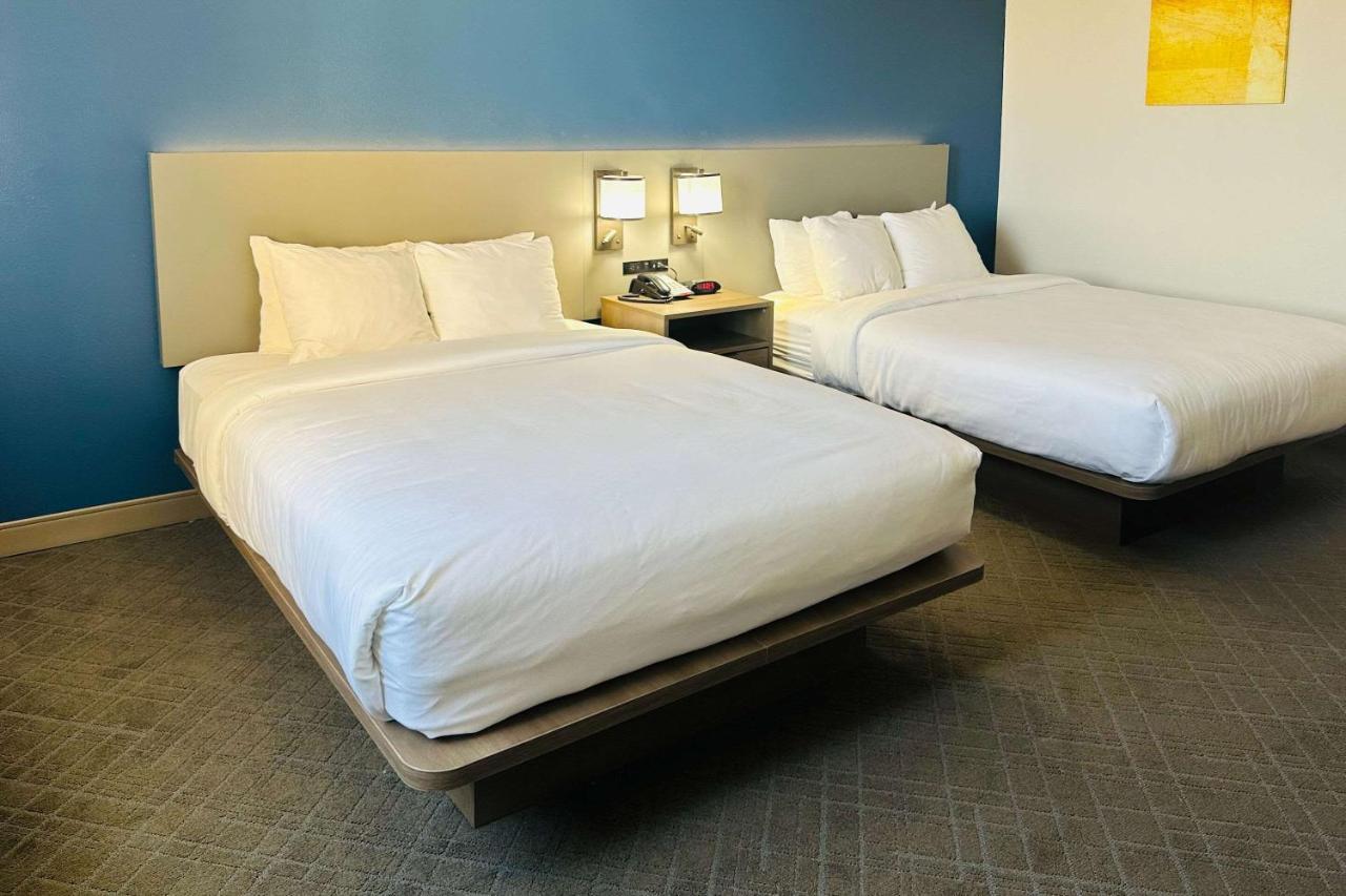 Comfort & Hotel Wylie